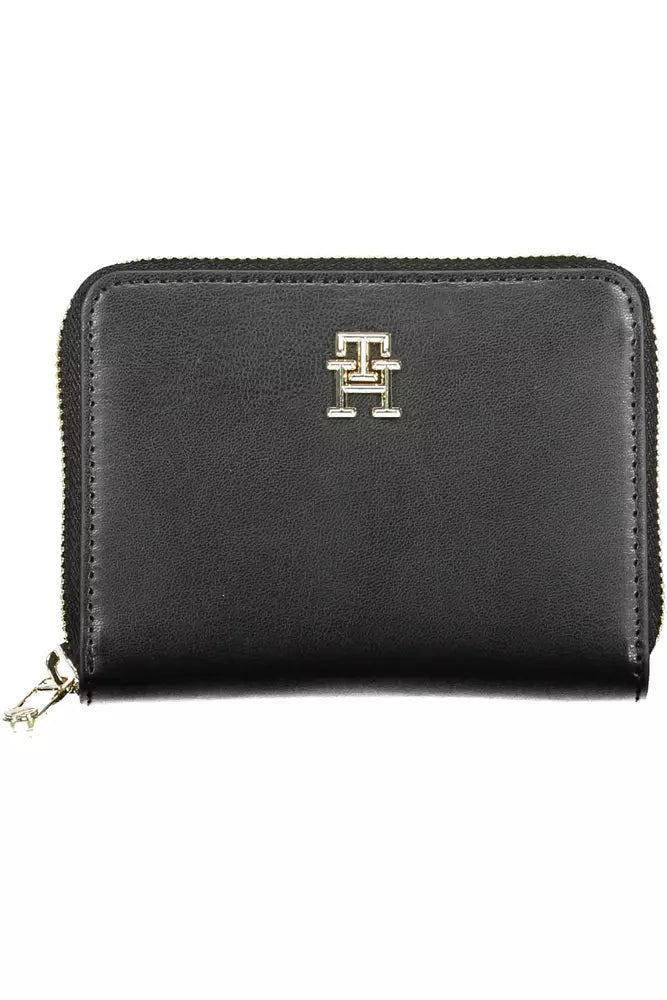 Tommy Hilfiger Sleek Black Polyethylene Wallet with Zip Closure