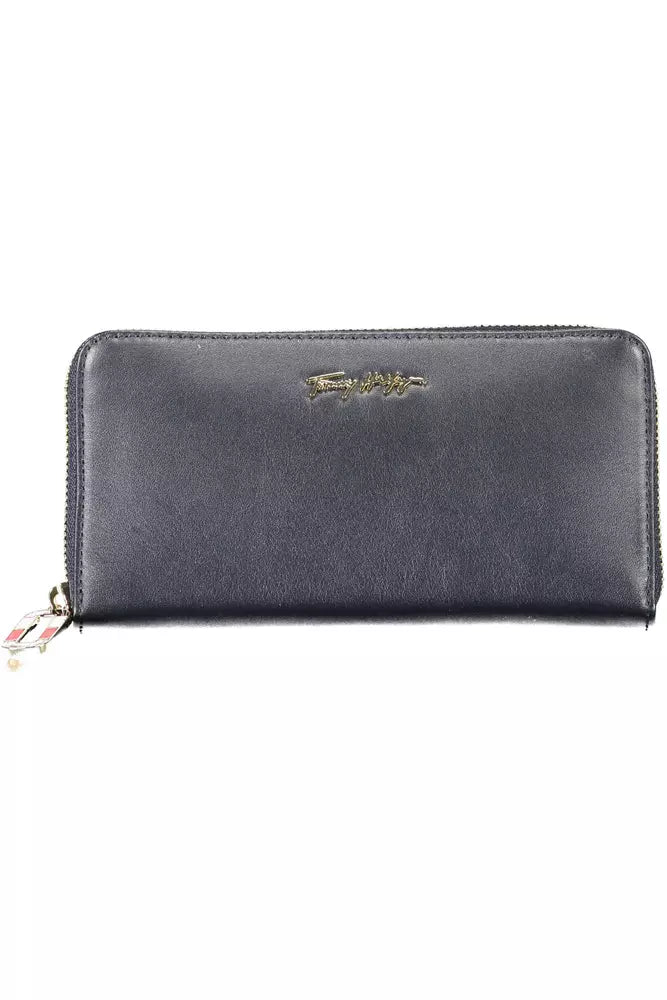 Tommy Hilfiger Elegant Blue Leather Wallet with Multiple Compartments