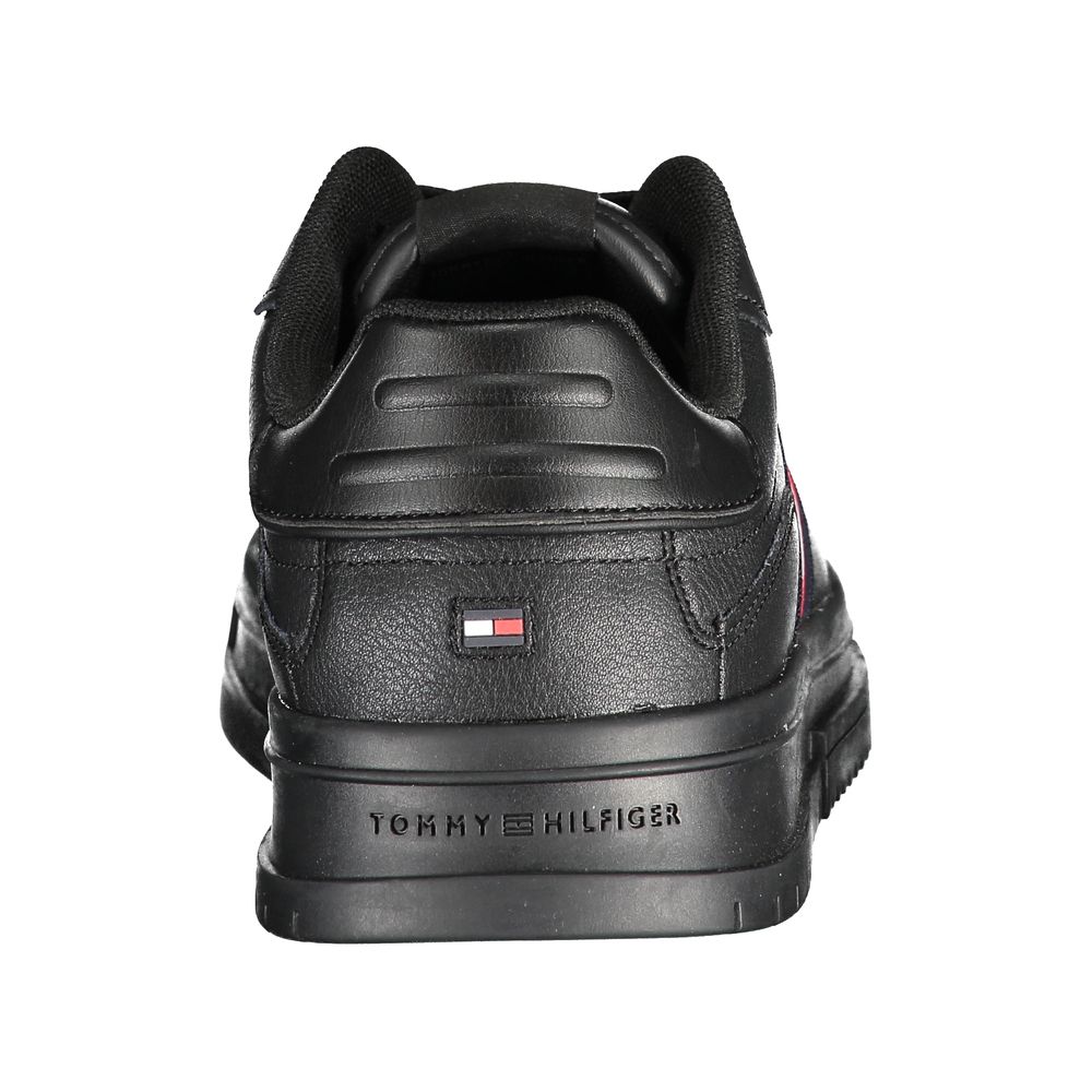 Tommy Hilfiger Sporty Lace-Up Sneakers with Contrast Embroidery