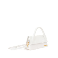 Jacquemus Chic White Leather Handbag for Sophisticated Elegance